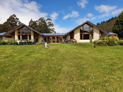Huon Valley Retreat In Nicholls Rivulet - VIC Tourism 0