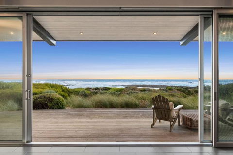Idle Rocks - VIC Tourism 3
