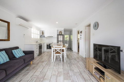 Iluka Villa 9 - VIC Tourism 0