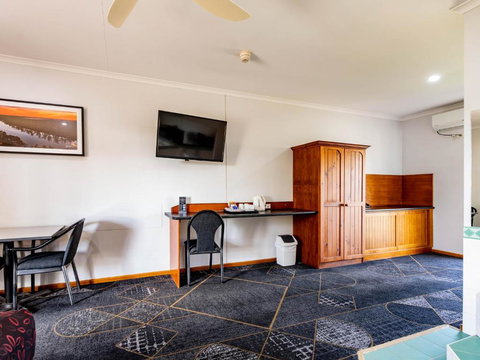 Hotel Renmark - VIC Tourism 2