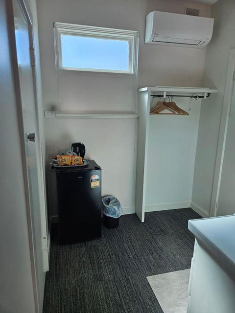 International Hotel Motel - VIC Tourism 2