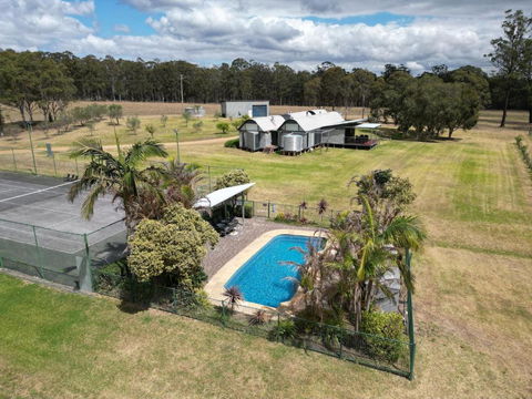 Ironbark Hill Retreat - VIC Tourism 3
