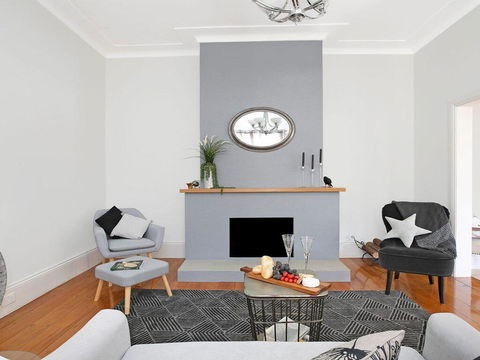 Advilla - Stylish, Charming And Central Location - VIC Tourism 1