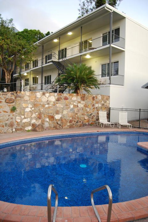 Airlie Beach Apartments - VIC Tourism 3