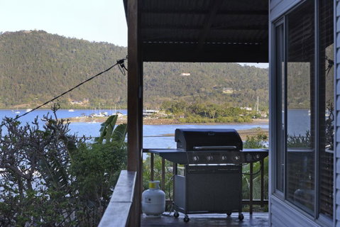 Airlie Getaway - Airlie Beach - VIC Tourism 1