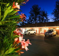 Akuna Motor Inn and Apartments - VIC Tourism