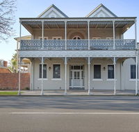 Albury Suites - Waterstreet - VIC Tourism