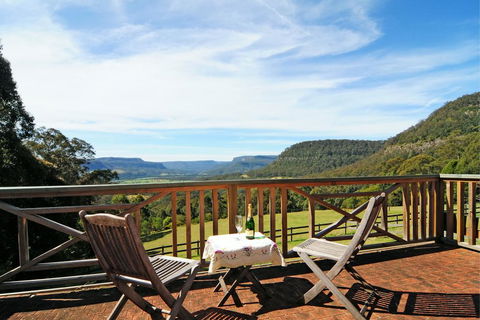 Alcheringa Cottage - VIC Tourism 1