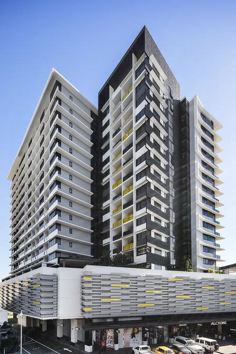 Alcyone Hotel Residences - VIC Tourism 3