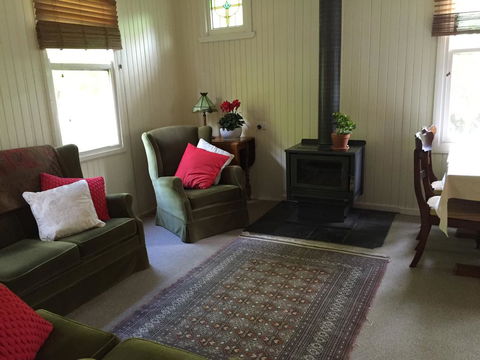 Alexandra Farmstay - VIC Tourism 1