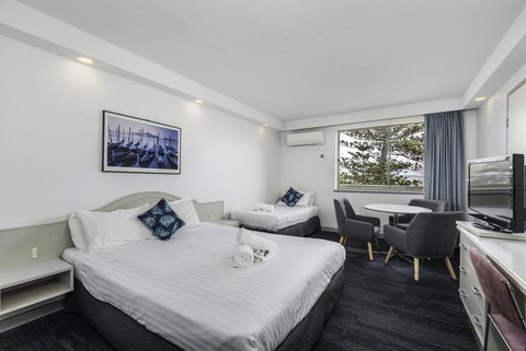 Alloggio Newcastle Beach - VIC Tourism 0