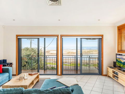 Allure - On Seven Mile Beach Gerroa - VIC Tourism 2
