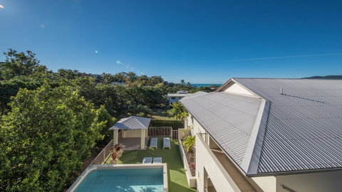 Alpha 8 On Waterson - Airlie Beach - VIC Tourism 3