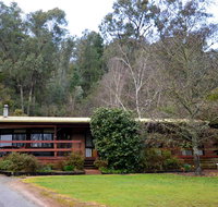 Alrima Lodge Bright - VIC Tourism