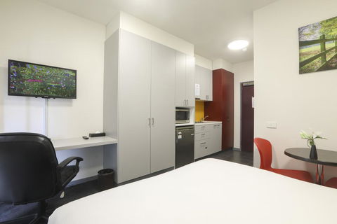 Alston Apartments Hotel - VIC Tourism 2