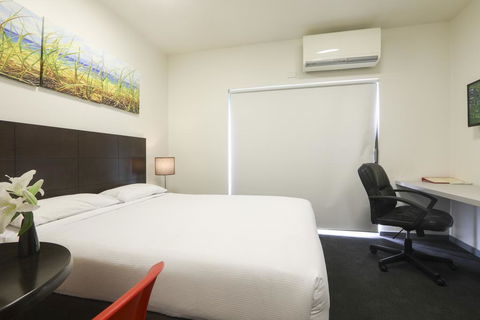 Alston Apartments Hotel - VIC Tourism 3