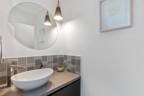 Amber House - VIC Tourism 1