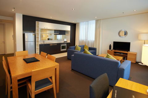 Amity Apartment Hotels - VIC Tourism 0