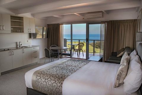 Amooran Oceanside Apartments And Motel - VIC Tourism 1