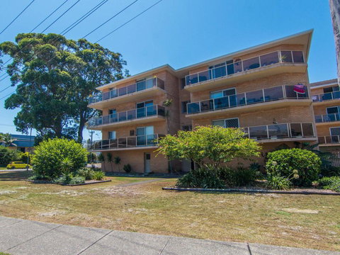 Anchorage 2, With Water Views - VIC Tourism 3