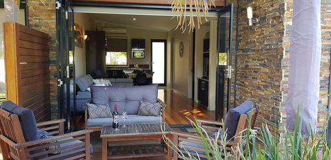 Anchorage Apartments - VIC Tourism 1