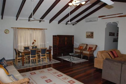 Appian Beach House - VIC Tourism 2