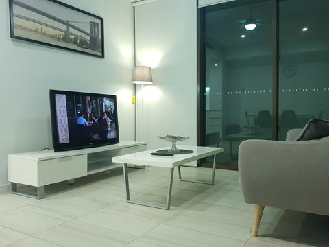 Aqua Newstead - VIC Tourism 1