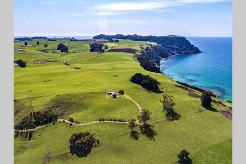 Aquila Barn - VIC Tourism 2