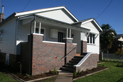 Armidale Executive Accommodation - City Centre - VIC Tourism 2