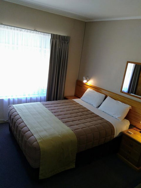 Armidale Rose Villa Motel - VIC Tourism 3