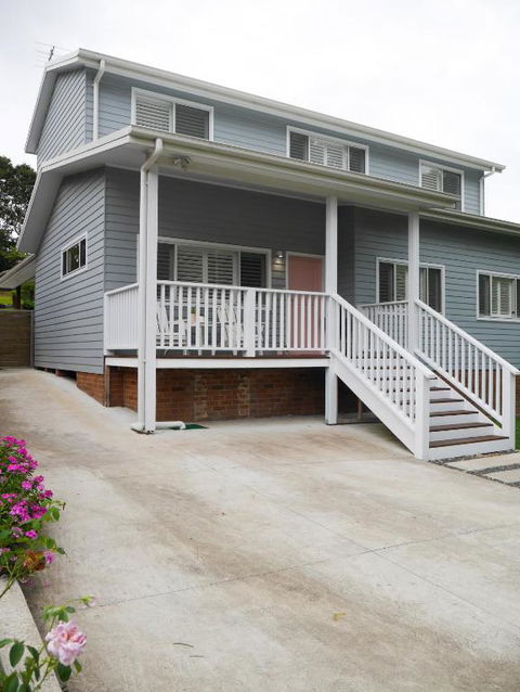Luxury Home In Yowie Bay - VIC Tourism 0