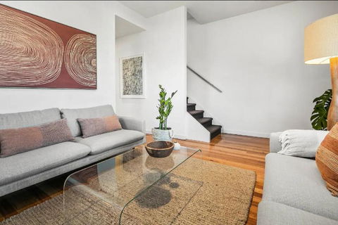 Luxury Norwood Retreat - VIC Tourism 2