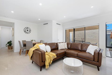 Luxury Urban Retreat - VIC Tourism 2