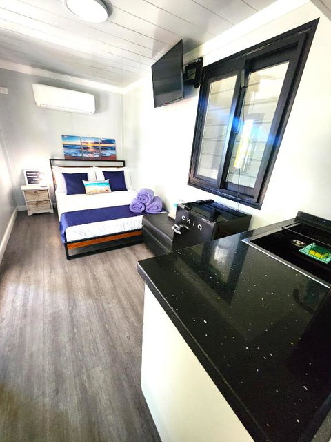 MAGNETIC CABIN Entire Studio On Magnetic Island - VIC Tourism 2