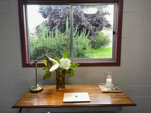 MAGNOLIA HOUSE ON THE CREEK - STANTHORPE - VIC Tourism 3