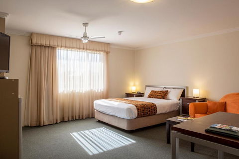 Mandarin Motel - VIC Tourism 1