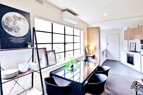 MCG 1BR Apartment For Family - VIC Tourism 0