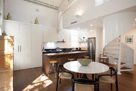 Mezzanine Magic, Bondi Junction - VIC Tourism 3