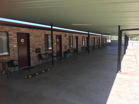 Miles Outback Motel - VIC Tourism 2