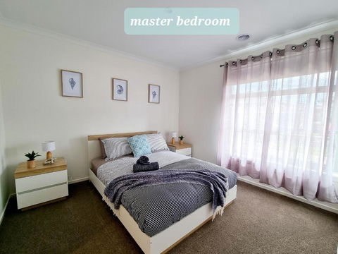 Minta Estate Berwick 4 Bedroom House, No Sharing - VIC Tourism 1