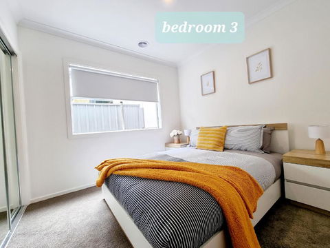 Minta Estate Berwick 4 Bedroom House, No Sharing - VIC Tourism 3