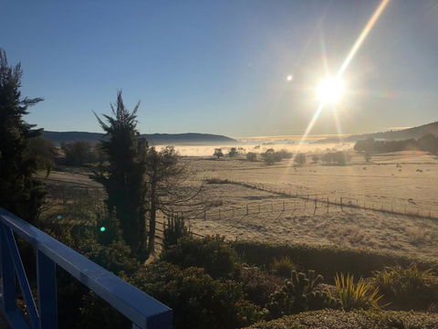 Mole Creek Hideaway - VIC Tourism 0