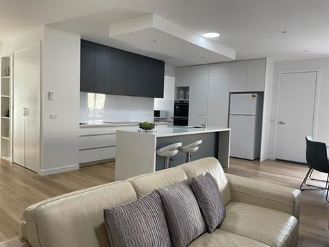 Modern Home, Close To Train, 17k CBD - VIC Tourism 2