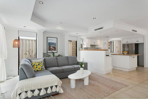 Newly Renovated Home Steps From Sorrento Beach - VIC Tourism 1