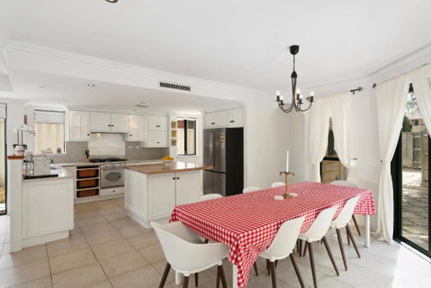 Newly Renovated Home Steps From Sorrento Beach - VIC Tourism 3