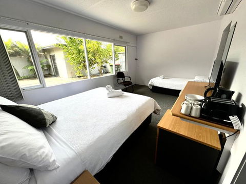 Mount Beauty Motor Inn - VIC Tourism 0
