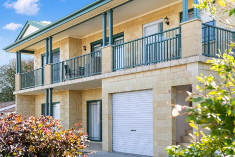 Mountain Views Milton - VIC Tourism 3