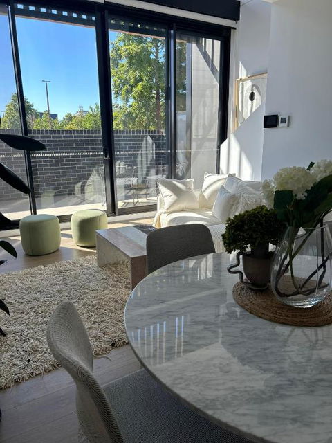 New & Modern Loft 1bd W/Pool&Gym - VIC Tourism 1