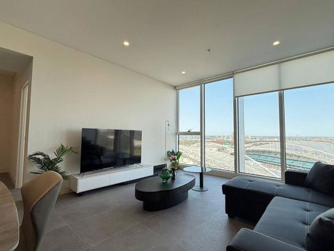 New Apt Near Anzac Stadium - VIC Tourism 0