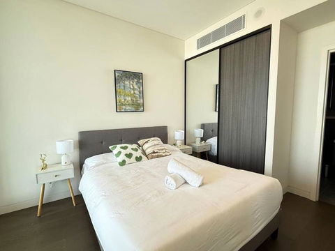 New Apt Near Anzac Stadium - VIC Tourism 3